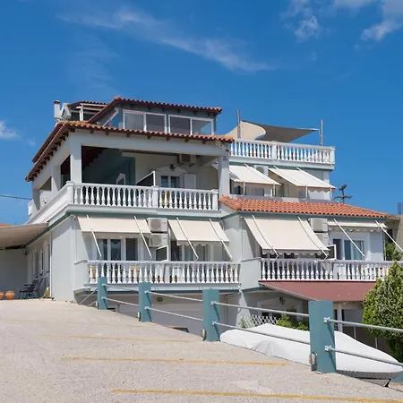 Thea Apartmán Lixouri