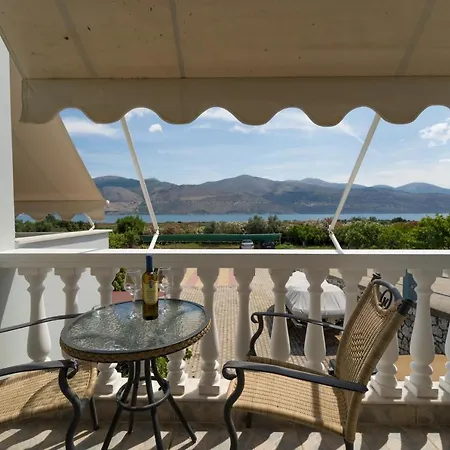Thea Apartmán