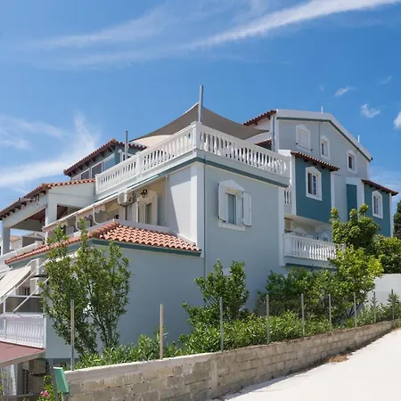 Thea Apartmán