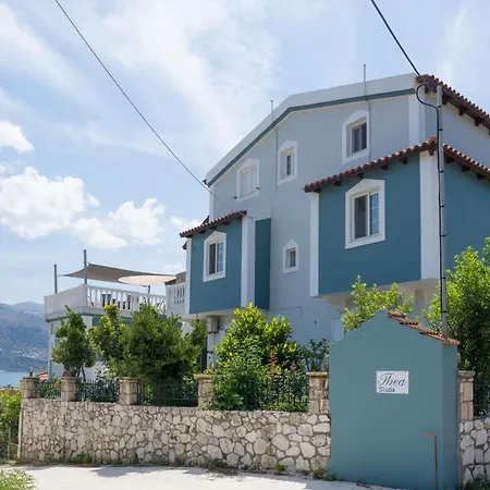 Thea Apartman