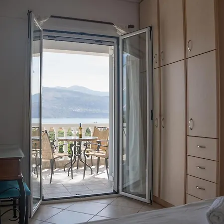 Apartmán Thea Lixouri