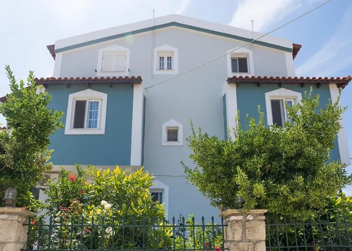 Lägenhet Thea Lixouri